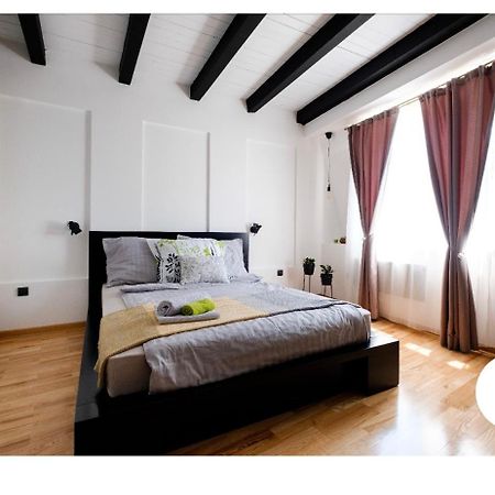Apartamento Svetogorska Tri Belgrado Exterior foto